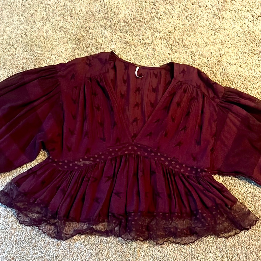 Beautiful bergundy top, free people size S